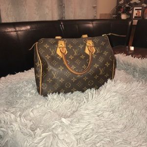 Louis Vuitton Speedy 25